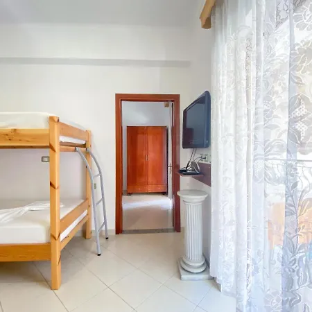 Mikel's House Apartment