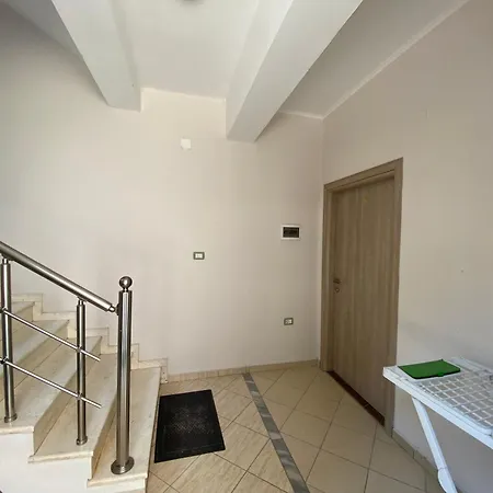 Mikel's House * Sarande